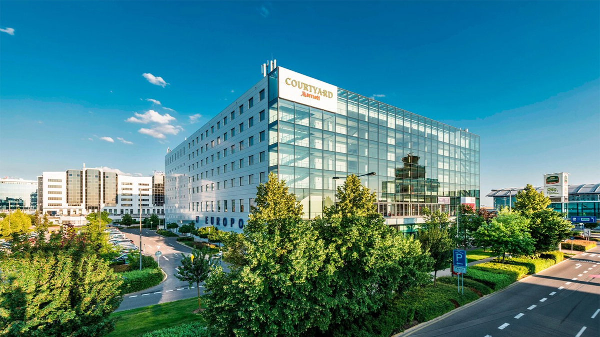 Courtyard by Marriott Prague Airport