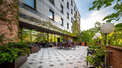 Expo Hotel