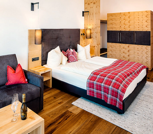 Sedona Lodge — gallery image 1