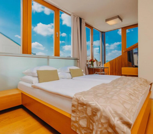 Wenceslas Square Hotel — gallery image 1